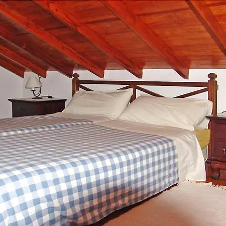 Exclusiv La Mareta Kır Evi *